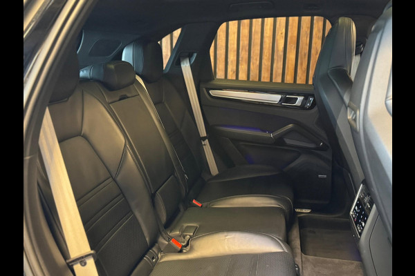 Porsche Cayenne 3.0 E-Hybrid Platinum Edition / NAP / Sport Chrono / Matrix / Bose / Memory / 360 Camera / Luchtvering