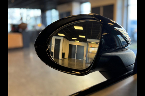 Porsche Cayenne 3.0 E-Hybrid Platinum Edition / NAP / Sport Chrono / Matrix / Bose / Memory / 360 Camera / Luchtvering