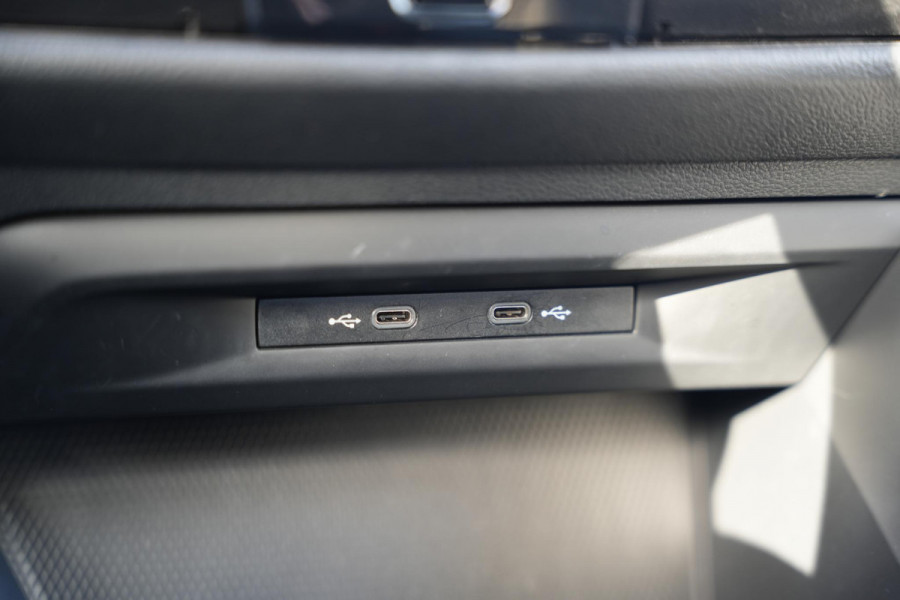 Volkswagen Golf 1.5 TSI Style Adapt. Cruise HeadUp Memory Stoel/Stuurverwarming DAB+