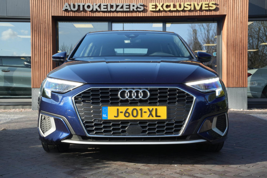 Audi A3 Sportback 35 TFSI Business edition Leer LED Cruise Clima