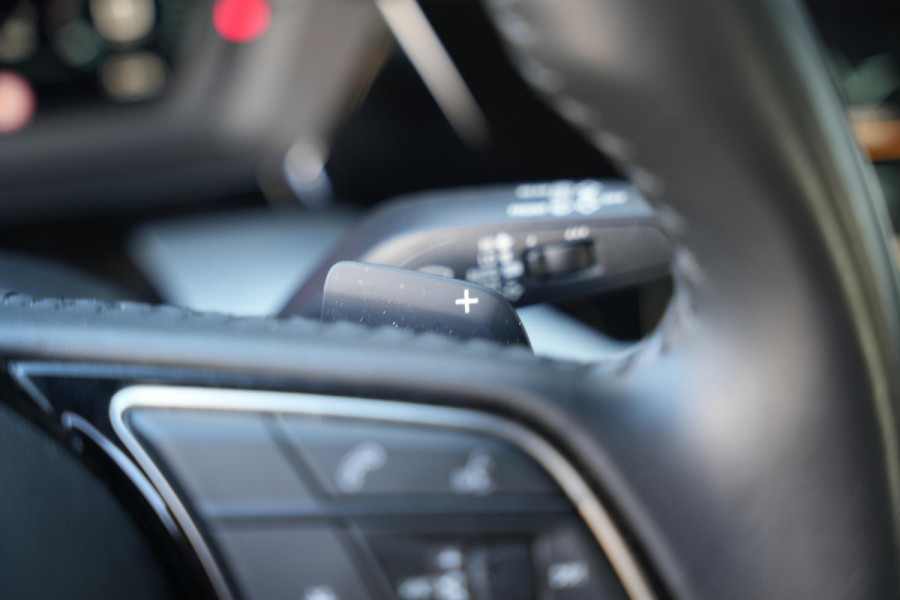 Audi A3 Sportback 35 TFSI Business edition Leer LED Cruise Clima