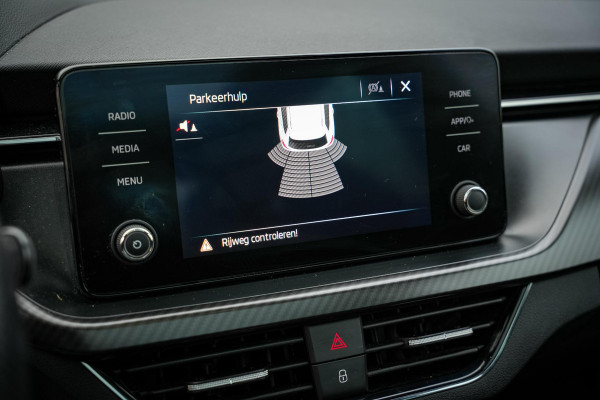Škoda Kamiq 1.0 TSI Business Edition Monte Carlo Panoramadak Stoelverw. Carplay Digital Dash
