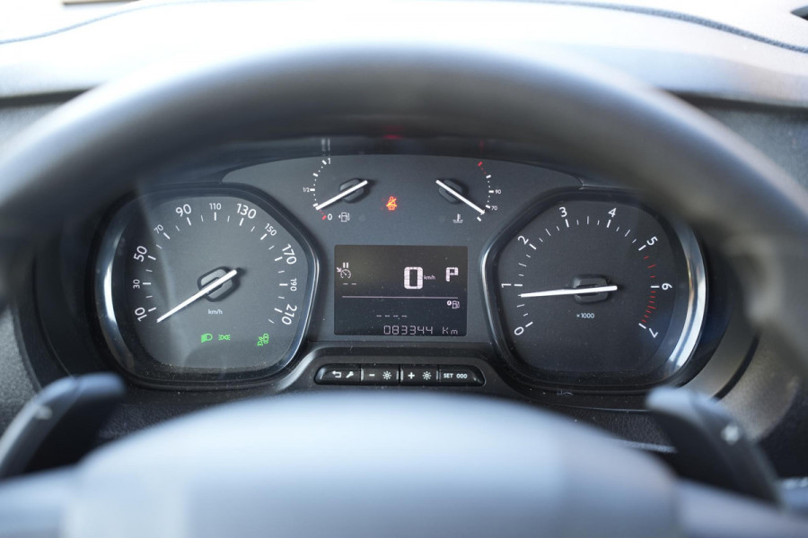 Peugeot Expert 2.0 BlueHDI 180 Standard Premium