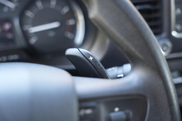 Peugeot Expert 2.0 BlueHDI 180 Standard Premium