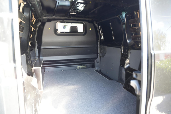 Peugeot Expert 2.0 BlueHDI 180 Standard Premium