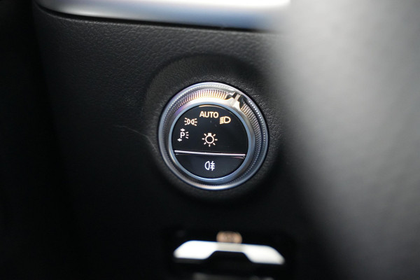 Mercedes-Benz C-Klasse 180 Business Solution AMG Adaptieve Cruise Ambient Stuurverw. 360 Camera 19''LM