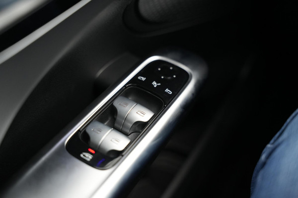 Mercedes-Benz C-Klasse 180 Business Solution AMG Adaptieve Cruise Ambient Stuurverw. 360 Camera 19''LM