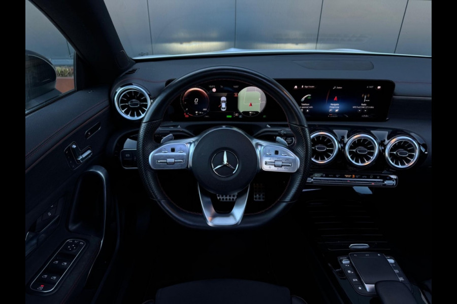 Mercedes-Benz CLA-Klasse 250 e AMG Line FULL PANO SFEER ECC MM SEATS SPORTVELGEN NAVI