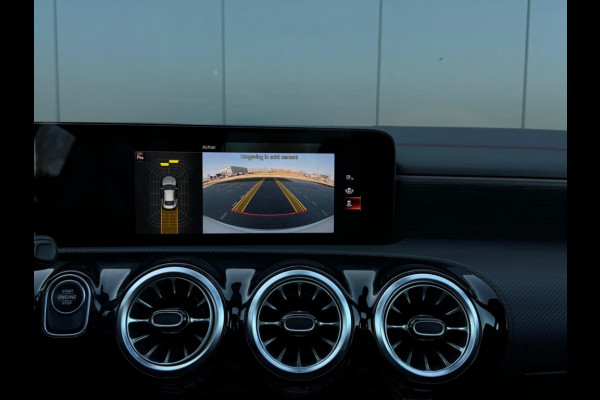 Mercedes-Benz CLA-Klasse 250 e AMG Line FULL PANO SFEER ECC MM SEATS SPORTVELGEN NAVI