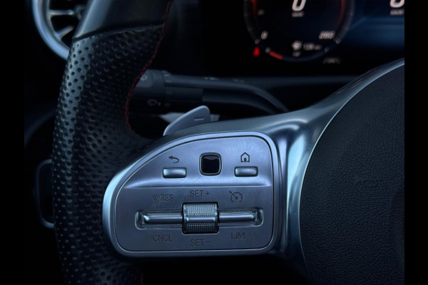 Mercedes-Benz CLA-Klasse 250 e AMG Line FULL PANO SFEER ECC MM SEATS SPORTVELGEN NAVI