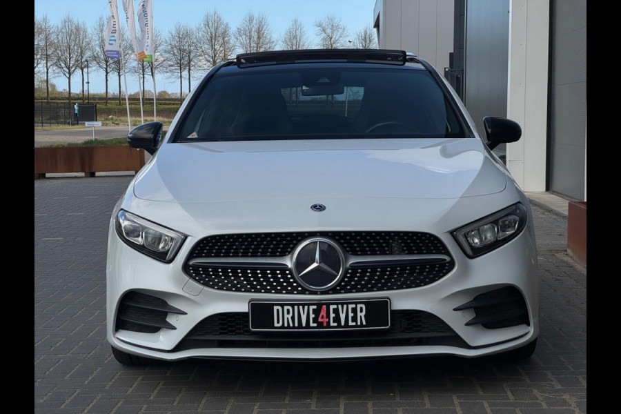 Mercedes-Benz A-Klasse 250 AMG FULL PANO NAVI DEALER OND CAMERA LEDER LED
