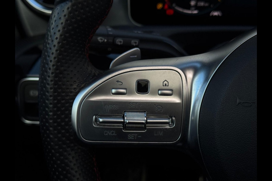 Mercedes-Benz A-Klasse 250 AMG FULL PANO NAVI DEALER OND CAMERA LEDER LED