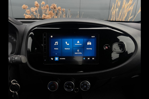Toyota Aygo X 1.0 VVT-i S-CVT Prem AUTOMAAT NAVI CAMERA LED GARANTIE