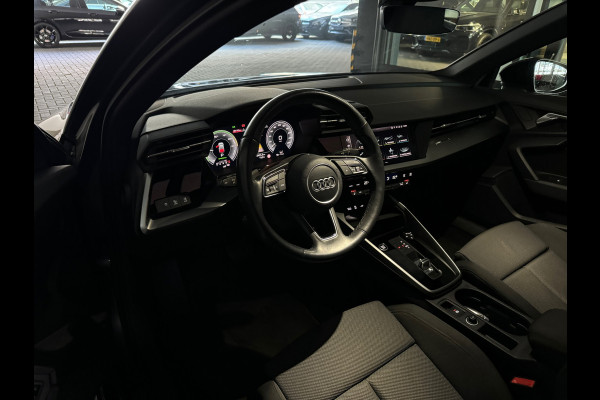 Audi A3 Sportback 45 TFSI e S Line Pano|Keyless|Dodehoek|ACC