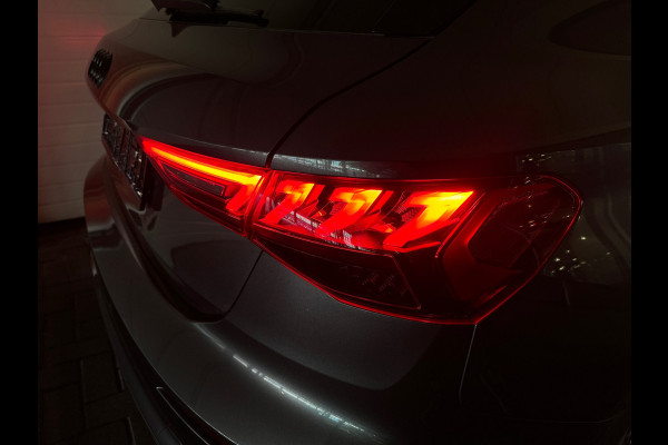 Audi A3 Sportback 45 TFSI e S Line Pano|Keyless|Dodehoek|ACC