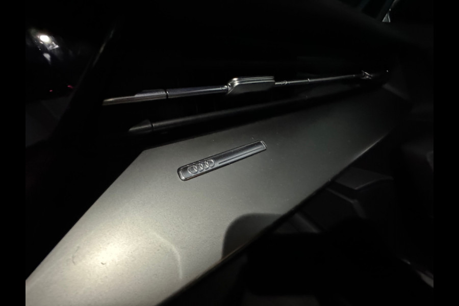 Audi A3 Sportback 45 TFSI e S Line Pano|Keyless|Dodehoek|ACC