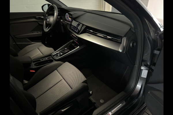 Audi A3 Sportback 45 TFSI e S Line Pano|Keyless|Dodehoek|ACC