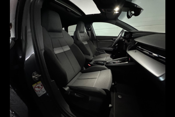 Audi A3 Sportback 45 TFSI e S Line Pano|Keyless|Dodehoek|ACC
