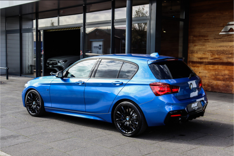 BMW 1-serie M140i High Executive **Sp.leder/Carplay/Alcantara stuur/BMW-Led**