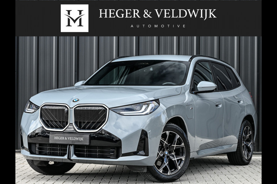 BMW X3 30e xDrive M Sport | Iconic glow grill | 360 Camera | Active cruise | Comfort access | Trekhaak | Ambiance interieur