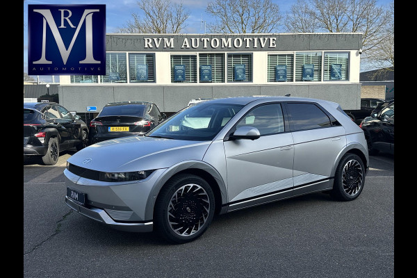 Hyundai IONIQ 5 Lounge 77kWh SOH 100%| NIEUWE AUTO 45KM!!| VAN €60.000,- NU VOOR SLECHTS €45.877,- Uw LENTEVOORDEEL €14.123,-| ELEK. STOELEN MET MEMORY| WARMTEPOMP| BOSE AUDIO| HEAD-UP DISPLAY| STOELVERWARMING+ VENTILATIE| ACHTERBANK VERWARMD| SUPER COMPLEET!|