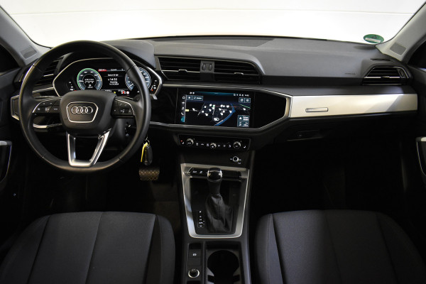 Audi Q3 45 TFSIe 245PK HYBRID S-TRONIC EDITION NAVI/PDC/BLUETOOTH