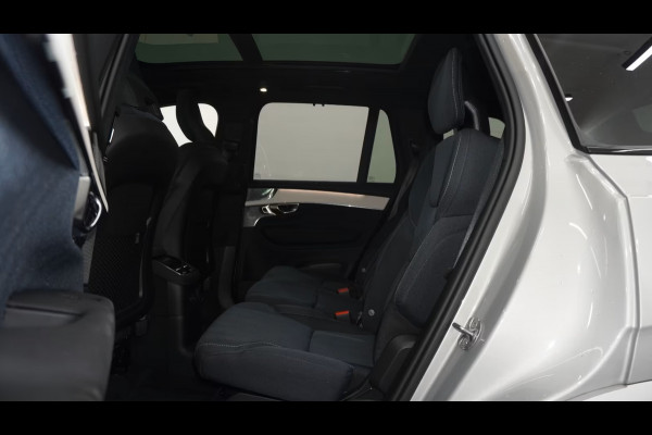 Volvo XC90 2.0 T8 Plug-in hybrid AWD Plus Dark ** PANORAMA, TREKH, B&W SOUND, LUCHTVERING, 22-inch LMV, ** 1e EIG - UNFALLFREI ** ** INFORMEER OOK NAAR ONZE AANTREKKELIJKE FINANCIAL-LEASE TARIEVEN **