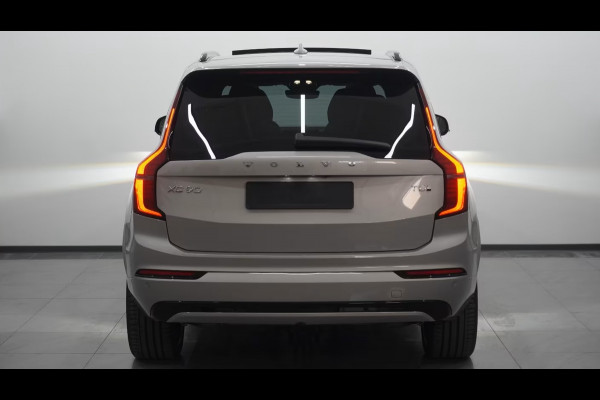 Volvo XC90 2.0 T8 Plug-in hybrid AWD Plus Dark ** PANORAMA, TREKH, B&W SOUND, LUCHTVERING, 22-inch LMV, ** 1e EIG - UNFALLFREI ** ** INFORMEER OOK NAAR ONZE AANTREKKELIJKE FINANCIAL-LEASE TARIEVEN **