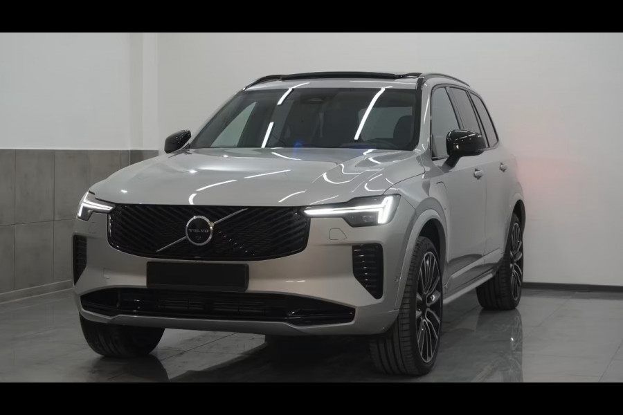 Volvo XC90 2.0 T8 Plug-in hybrid AWD Plus Dark ** PANORAMA, TREKH, B&W SOUND, LUCHTVERING, 22-inch LMV, ** 1e EIG - UNFALLFREI ** ** INFORMEER OOK NAAR ONZE AANTREKKELIJKE FINANCIAL-LEASE TARIEVEN **