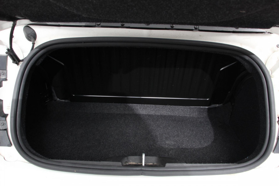 Fiat 500C 1.2 Automaat Lounge Cruise Control Navigatie Airco Parkeersensoren Achter Lichtmetalen Velgen