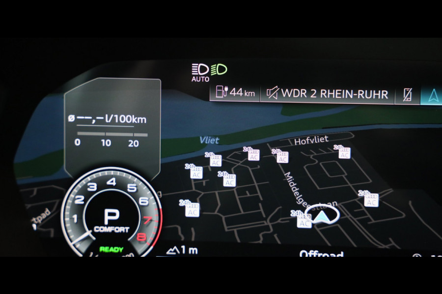 Audi A3 Sportback 45 TFSI e RS3 Look / 245 PK / RS Zetels / B & O / Leder / Head Up / Open Pano / Matrix / Virtual Cockpit / Pdc