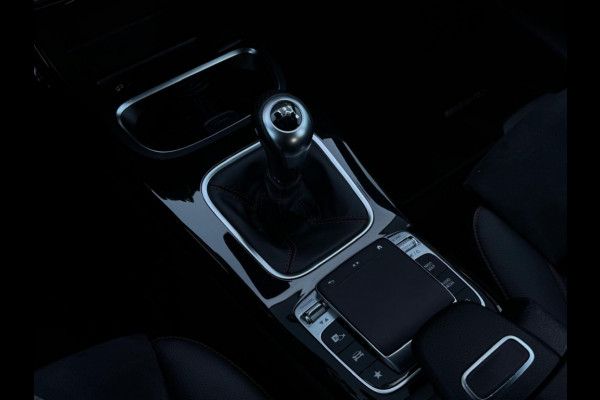 Mercedes-Benz A-Klasse 160 Business Sol AMG ORG NL SFEER LEDER LED SPORTVELGEN