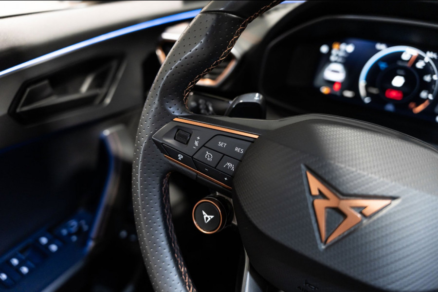 CUPRA Formentor 1.4 e-Hybrid VZ Performance Pano PDC CUPRA-MODUS LEDER