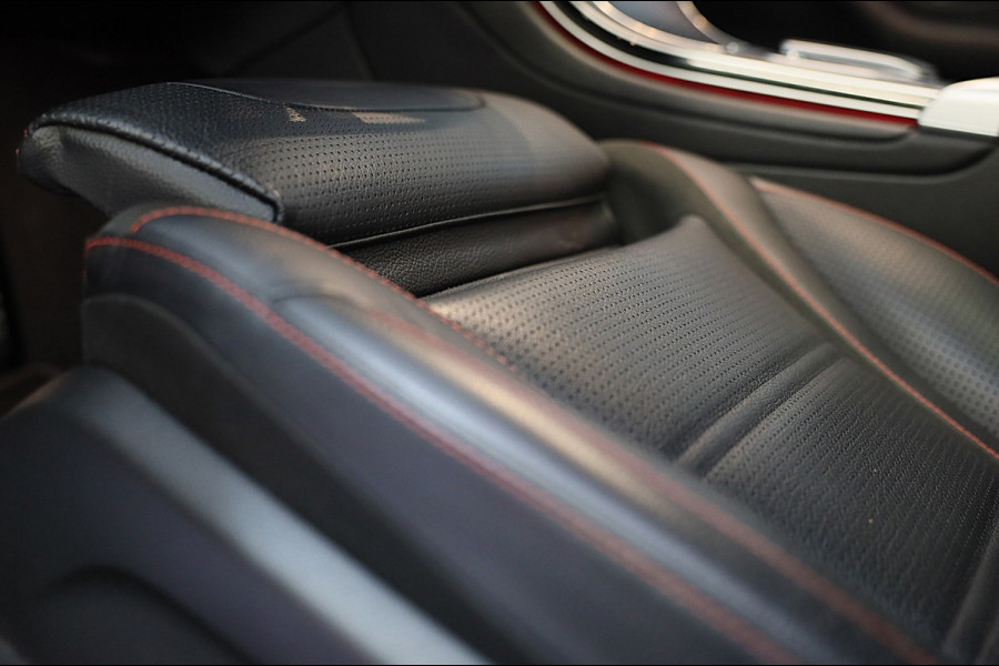 Mercedes-Benz GLC Coupé 300e 4MATIC AMG 63 Look / Memory / Digital Cockpit / Burmester / Open Dak / Camera / Acc / Leder