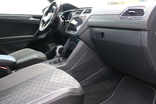 Volkswagen Tiguan 1.5 TSI R-Line Business+ Panodak Virtual cockpit Xenon Navi T-haak Bj:2022