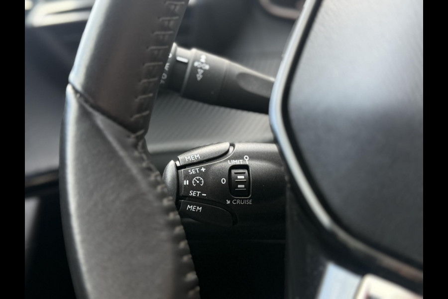 Peugeot 2008 1.2 PureTech Blue Lease Active 1e Eigenaar|Navi|Airco|Cruise|Carplay|PDC|Dealer onderhouden|N.A.P|APK tot 01-2027