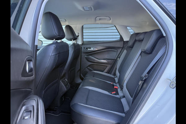 Opel Grandland X 1.2 Turbo Business + 2e Eigenaar|Navi|Clima|Cruise|Carplay|Trekhaak|PDC|Dealer onderhouden|D-riem vv in 2023|N.A.P|APK tot 08-2027