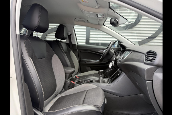 Opel Grandland X 1.2 Turbo Business + 2e Eigenaar|Navi|Clima|Cruise|Carplay|Trekhaak|PDC|Dealer onderhouden|D-riem vv in 2023|N.A.P|APK tot 08-2027