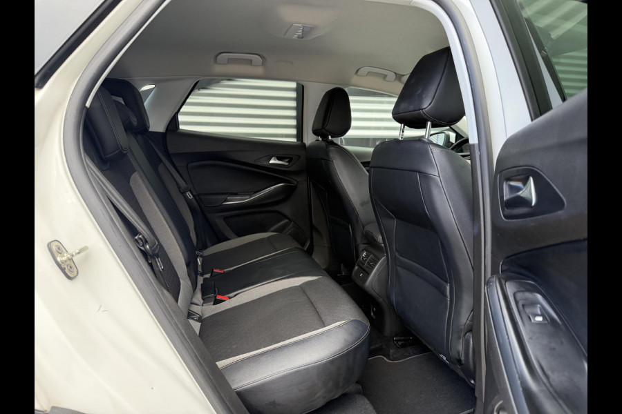 Opel Grandland X 1.2 Turbo Business + 2e Eigenaar|Navi|Clima|Cruise|Carplay|Trekhaak|PDC|Dealer onderhouden|D-riem vv in 2023|N.A.P|APK tot 08-2027