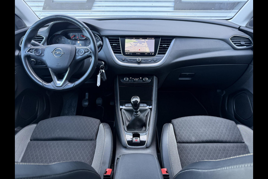 Opel Grandland X 1.2 Turbo Business + 2e Eigenaar|Navi|Clima|Cruise|Carplay|Trekhaak|PDC|Dealer onderhouden|D-riem vv in 2023|N.A.P|APK tot 08-2027