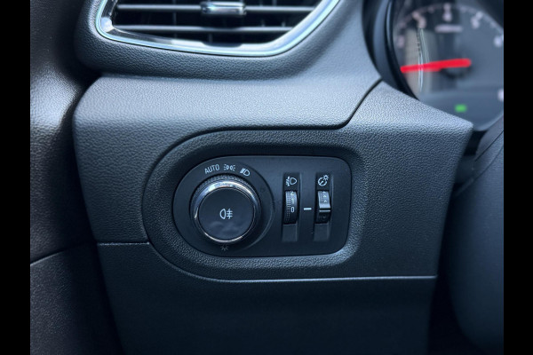 Opel Grandland X 1.2 Turbo Business + 2e Eigenaar|Navi|Clima|Cruise|Carplay|Trekhaak|PDC|Dealer onderhouden|D-riem vv in 2023|N.A.P|APK tot 08-2027