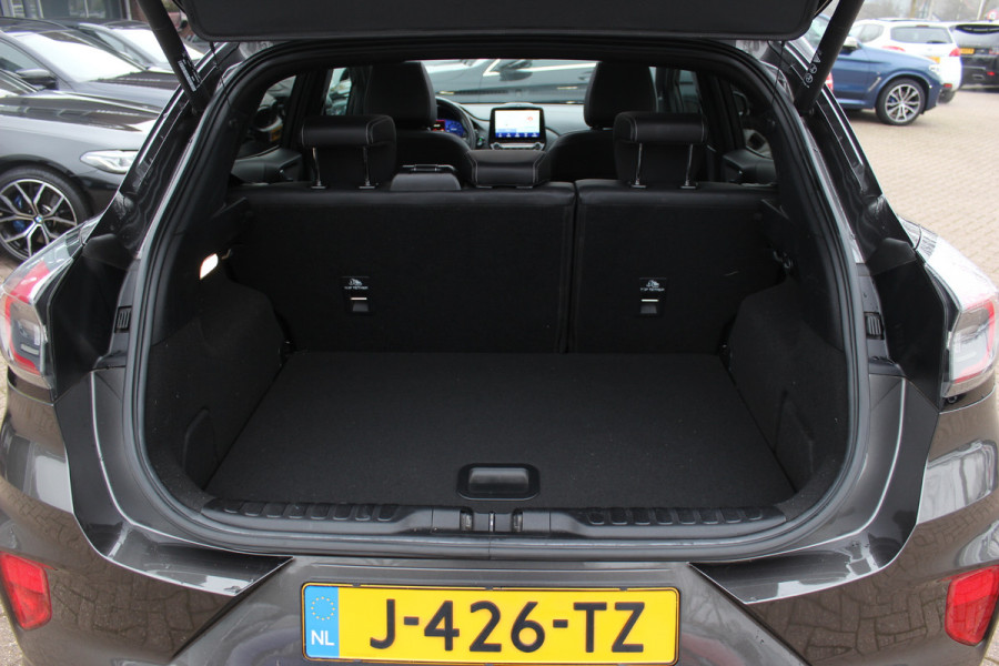 Ford Puma 1.0 EcoBoost Hybrid ST-Line X Vignale 155pk / NL Auto! / Full option! / Trekhaak / Panoramadak / Camera / Leder / CarPlay / B&O / 18'' / Keyless / Stuur+Stoelverwarming / Dodehoek / DAB / Verwarmde voorruit / ACC