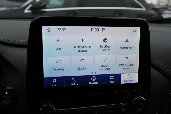 Ford Puma 1.0 EcoBoost Hybrid ST-Line X Vignale 155pk / NL Auto! / Full option! / Trekhaak / Panoramadak / Camera / Leder / CarPlay / B&O / 18'' / Keyless / Stuur+Stoelverwarming / Dodehoek / DAB / Verwarmde voorruit / ACC