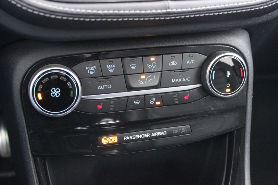 Ford Puma 1.0 EcoBoost Hybrid ST-Line X Vignale 155pk / NL Auto! / Full option! / Trekhaak / Panoramadak / Camera / Leder / CarPlay / B&O / 18'' / Keyless / Stuur+Stoelverwarming / Dodehoek / DAB / Verwarmde voorruit / ACC