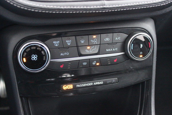 Ford Puma 1.0 EcoBoost Hybrid ST-Line X Vignale 155pk / NL Auto! / Full option! / Trekhaak / Panoramadak / Camera / Leder / CarPlay / B&O / 18'' / Keyless / Stuur+Stoelverwarming / Dodehoek / DAB / Verwarmde voorruit / ACC