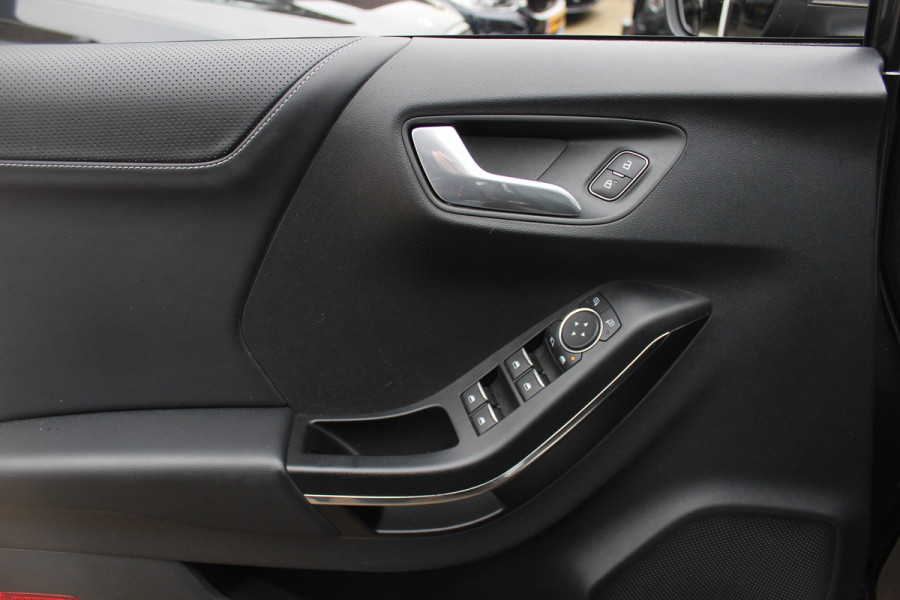 Ford Puma 1.0 EcoBoost Hybrid ST-Line X Vignale 155pk / NL Auto! / Full option! / Trekhaak / Panoramadak / Camera / Leder / CarPlay / B&O / 18'' / Keyless / Stuur+Stoelverwarming / Dodehoek / DAB / Verwarmde voorruit / ACC