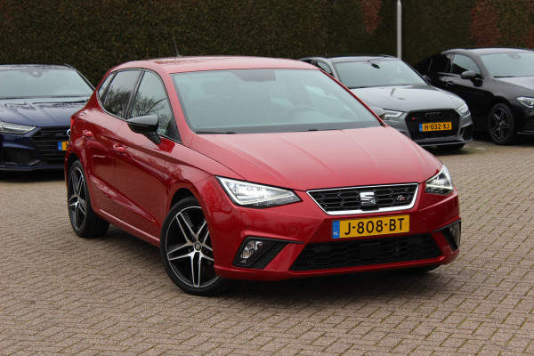 Seat Ibiza 1.0 TSI FR Business Intense / Camera / CarPlay / Keyless / 18'' / DAB / Stoelverwarming / ACC