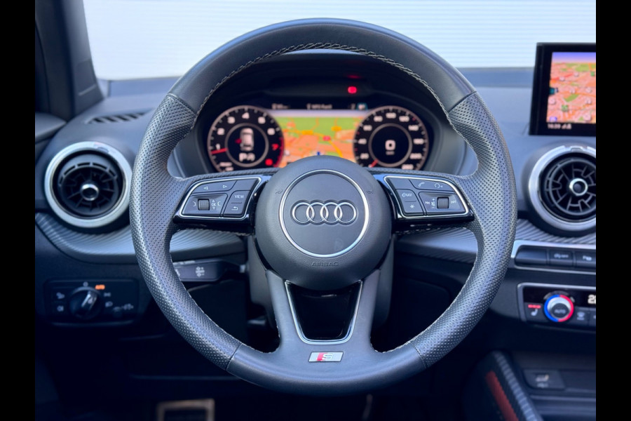 Audi Q2 35 TFSI S Edition Pano/Keyless/Camera/Sfeer