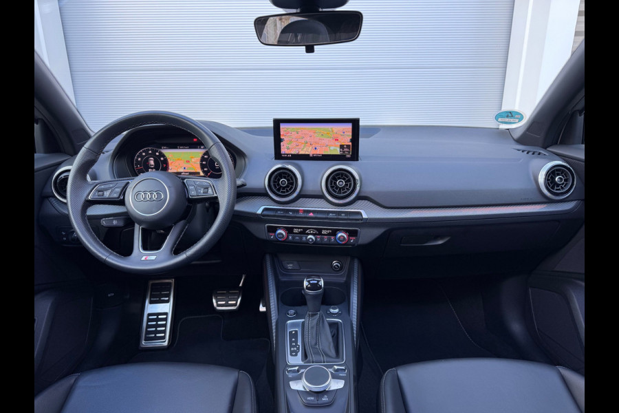 Audi Q2 35 TFSI S Edition Pano/Keyless/Camera/Sfeer