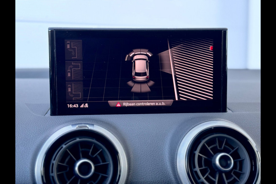 Audi Q2 35 TFSI S Edition Pano/Keyless/Camera/Sfeer